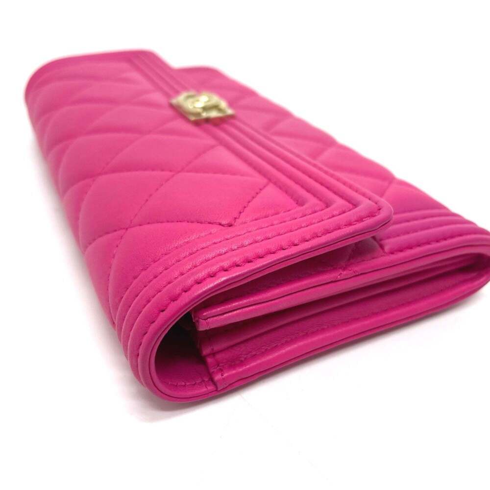 CHANEL Authentic Pink Wallet - Picture 3 of 10
